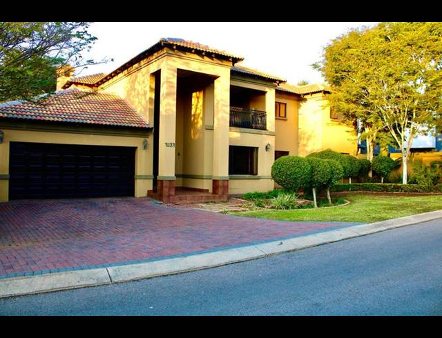 3 BEDROOM HOUSE FOR SALE IN ZAMBEZI COUNTRY ESTATE
